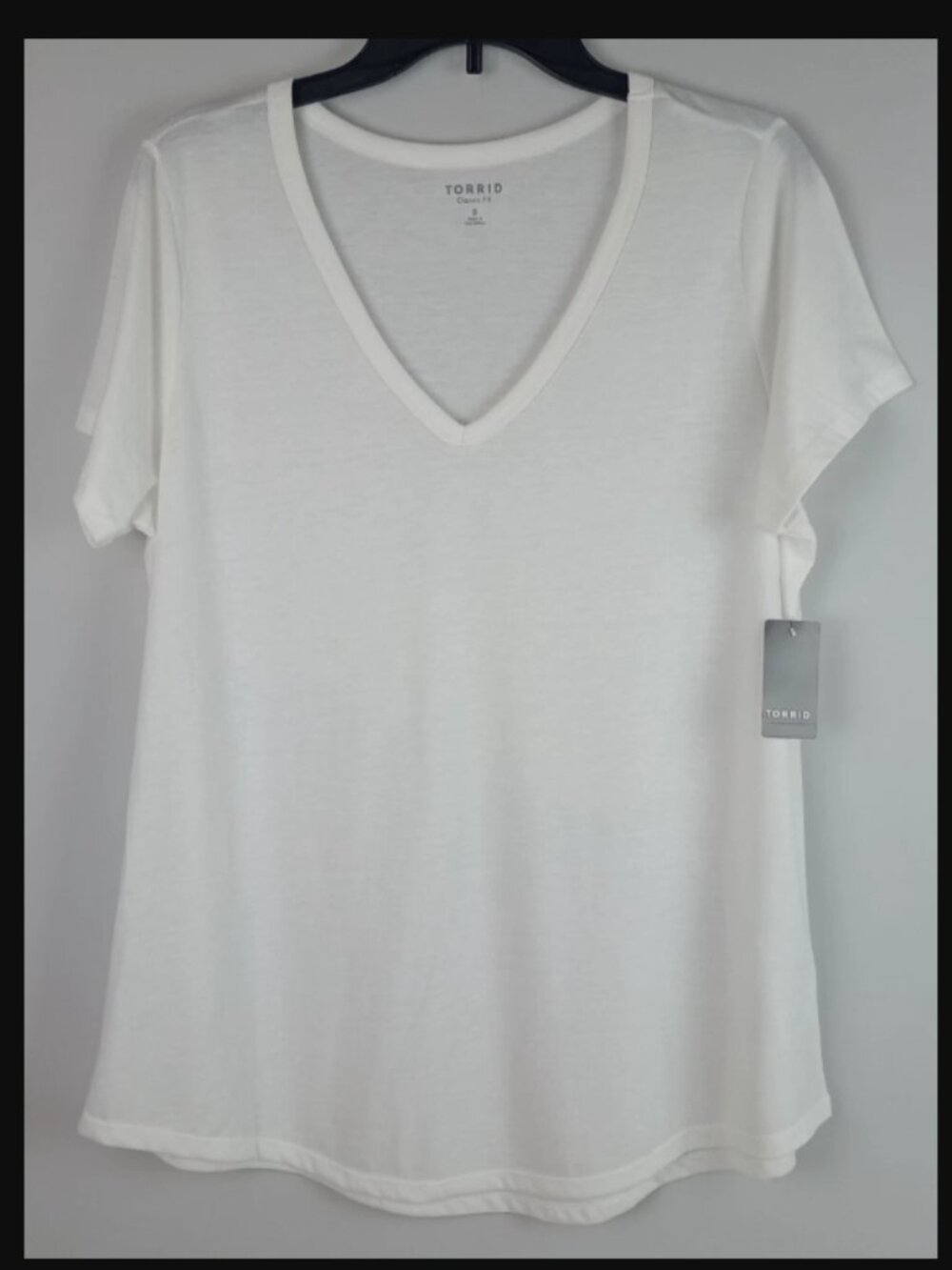 NWT Torrid Womens 0 Bright White Classic Fit Girlfriend Signature Jersey Tshirt